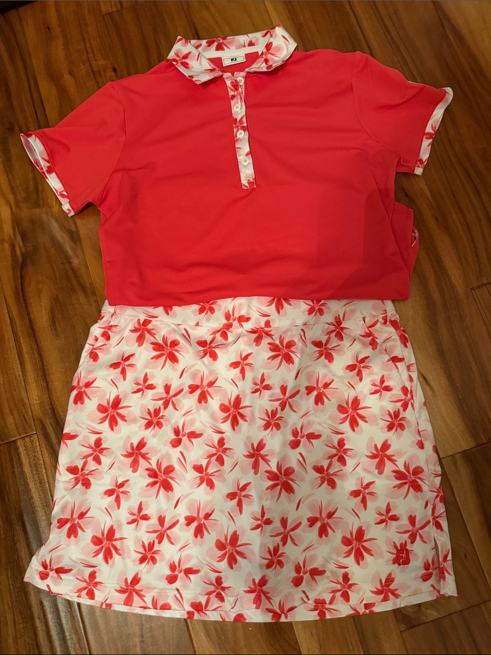 FootJoy Coral Red Floral Skort and Polo, Skort Size M, Top Size S.